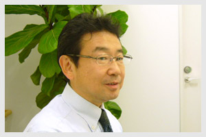 院長　加地 充昌